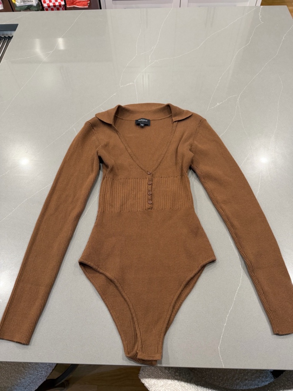 Bardot Ribbed Brown Collared V-Neck Long-Sleeve Bodysuit